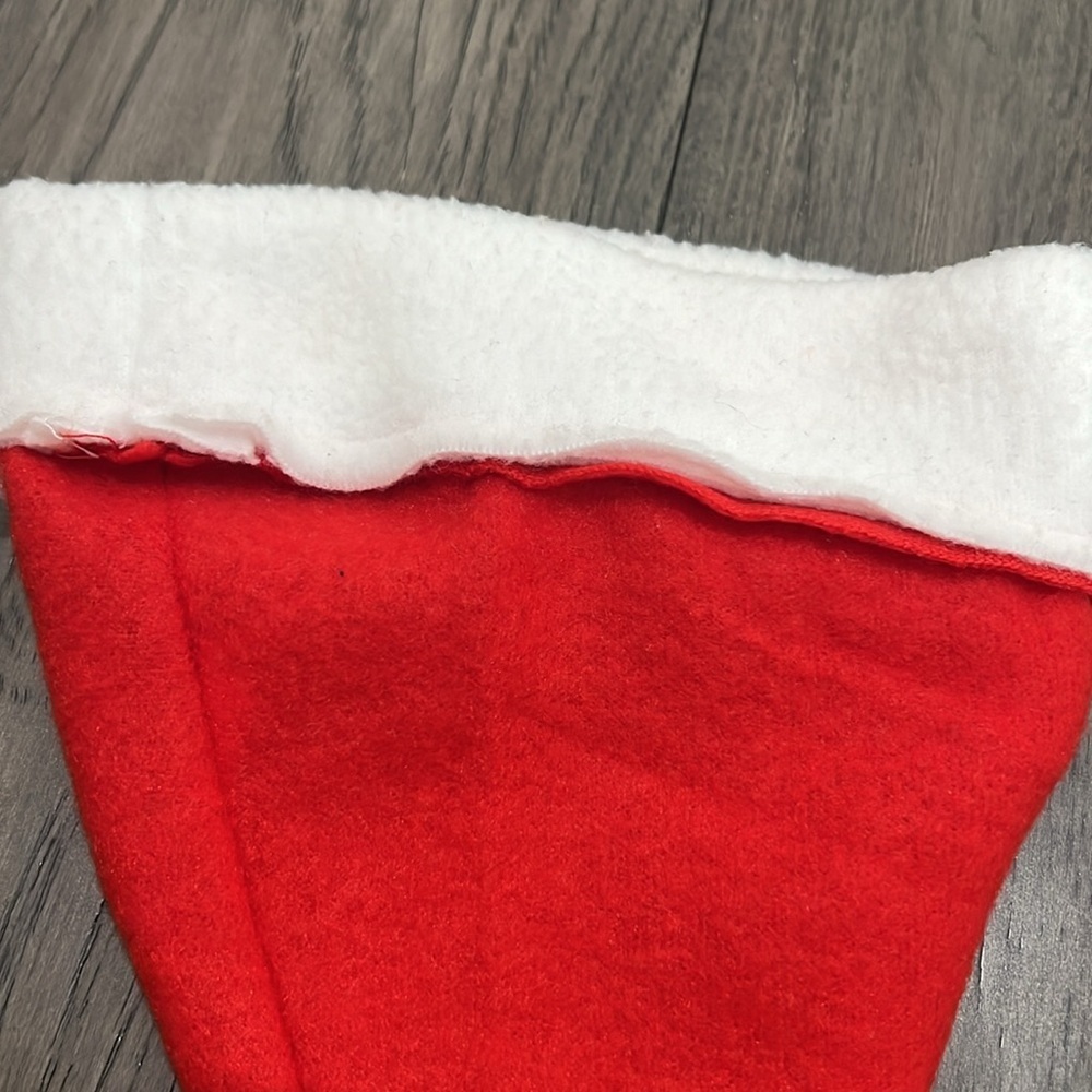 NWOT infant Santa hat with matching sock booties with pom-poms - Picture 8 of 8